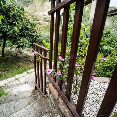 Villetta La Pietra Holiday home *